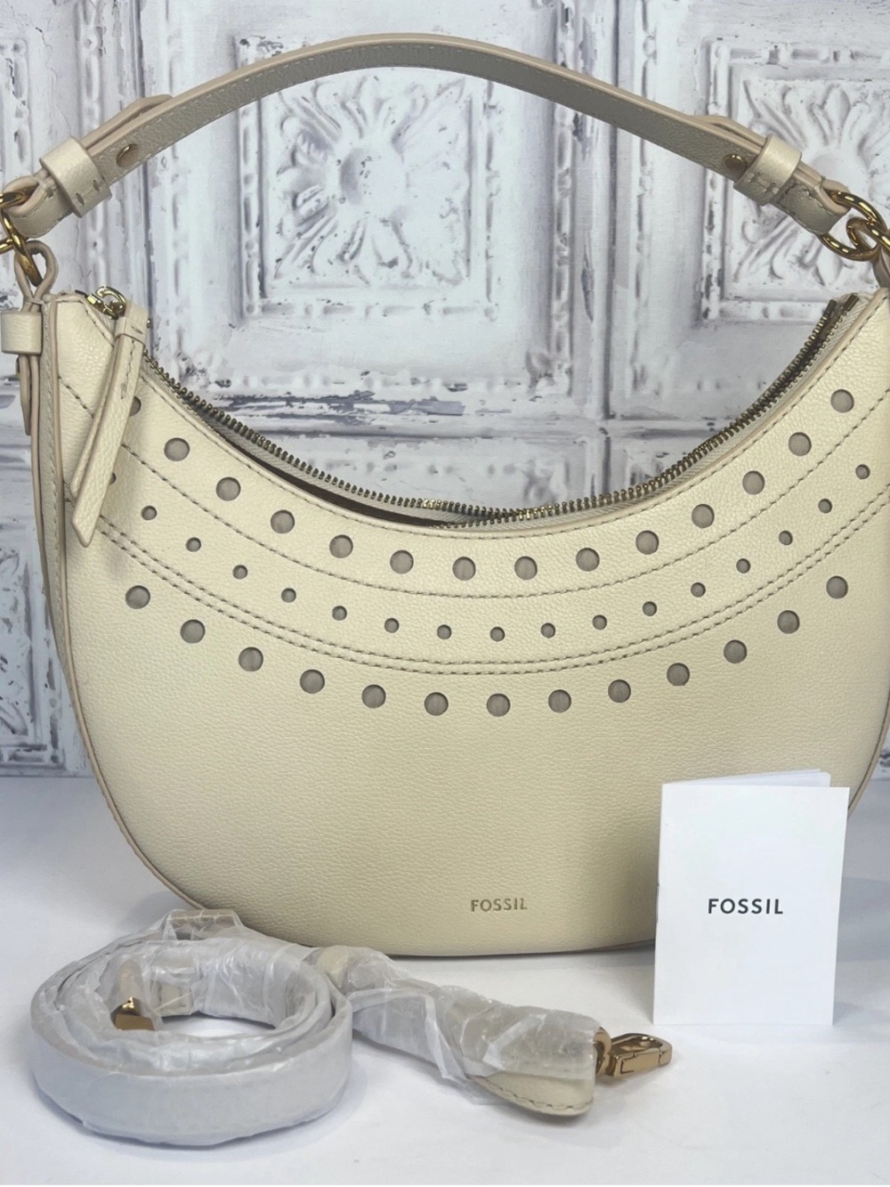 NWT Fossil Shae Leather Crescent  Shoulder | Arm | Cross-Body Bag Cream